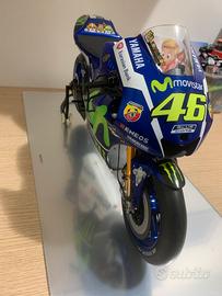YAMAHA M1 VALENTINO ROSSI
