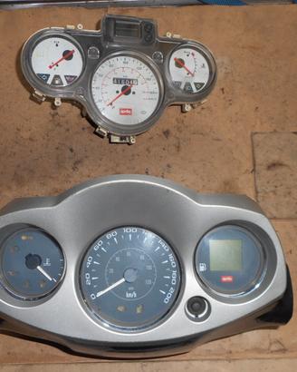 Strumentazione conta km aprilia scarabeo 150 250