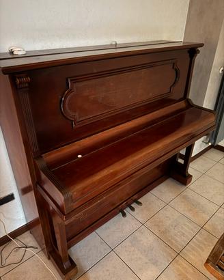 Pianoforte verticale