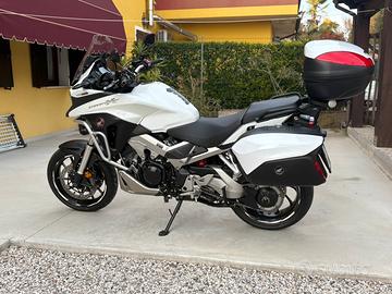 Honda crossrunner 800 anno 2019