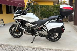 Honda crossrunner 800 anno 2019