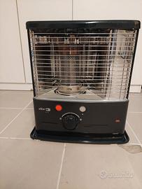 Stufa a combustibile liquido Zibro r14