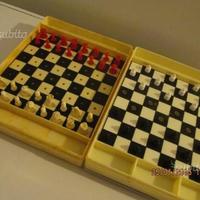 Dama e scacchi da viaggio primi anni 60 x bambini