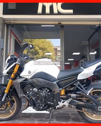 Yamaha fz8 +mono ohlins+akrapovic+ permute + rate
