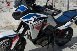 Africa twin 1100 uni pro 1800km!!