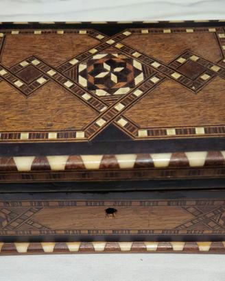 Portagioie in legno