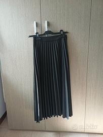 Gonna nera plissettata Stradivarius, plisse' 