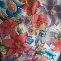 Tessuto broccato di seta cinese.