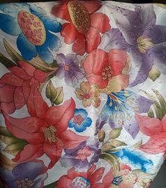 Tessuto broccato di seta cinese.