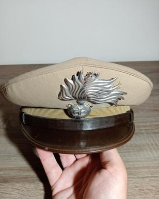 Copricapo C.C. anni 70 rigido militari a estivo