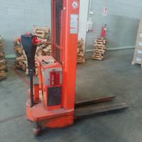 transpallet incab batteria 6v ricarica 220