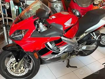 Moto Honda CBR 600 - anno 2004
