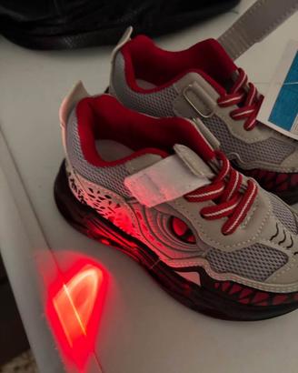 Scarpe bambino numero 24 nuove con etichetta