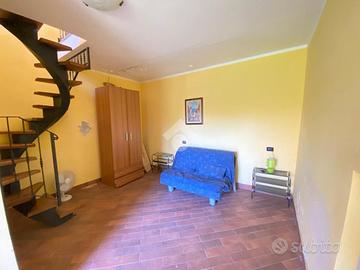 CASA INDIPENDENTE A MONTEFIASCONE