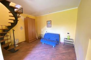 CASA INDIPENDENTE A MONTEFIASCONE