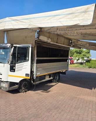 Iveco Eurocargo 75E17 centina 4,4 m con tenda