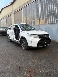 Suzuki Vitara 1.5 Benz. / Hybrid anno 2025 (solo r