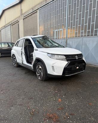 Suzuki Vitara 1.5 Benz. / Hybrid anno 2025 (solo r