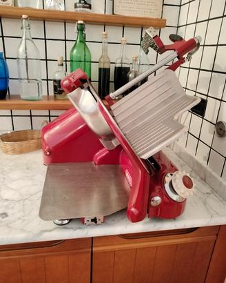 affettatrice elettrica berkel lama da 32 anni 50