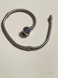 Bracciale Moments  chiusura Pietre Blu Pandora