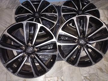 cerchi  in perfette condizioni per cinquecento x