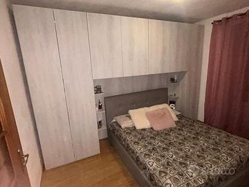 Camera da letto matrimoniale a ponte