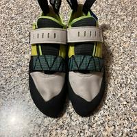 Scarpette arrampicata numero 42