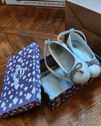 New Balance Scarpe bimba taglia 25