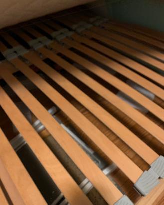Rete a doghe in legno e materasso a micromolle