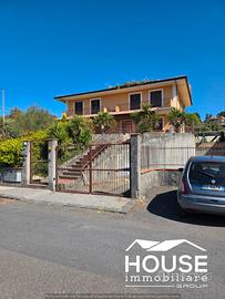 Ragalna villetta indipendente