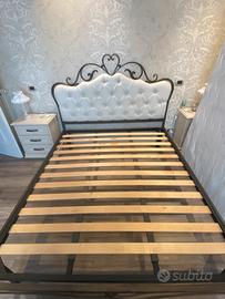 Rete e struttura letto matrimoniale