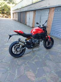 Ducati Monster+ (V2 890) Rosso - Pari al nuovo
