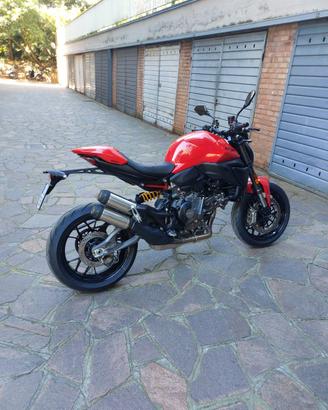 Ducati Monster+ (V2 890) Rosso - Pari al nuovo