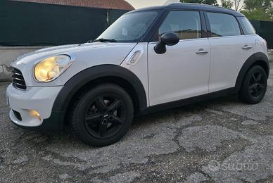 Mini countryman one D