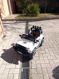 Macchina elettrica 12 V ToysCar Jeep Wrangler
