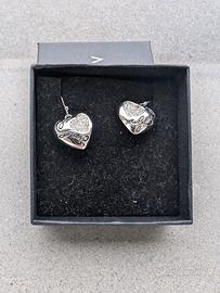 Orecchini acciaio Guess
