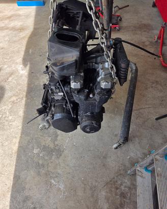 motore kawasaki zr750 