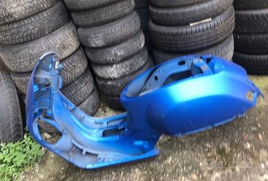 Ricambi piaggio vespa gts 300 usati