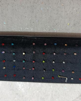 Set di 58 Piercing naso o orecchie vari colori
V