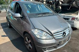 RICAMBI MERCEDES CLASSE A200 2010 DIESEL 640942