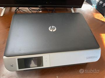 Stampante multifunzione HP ENVY 5530,