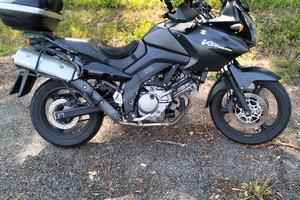Suzuki V-strom 650