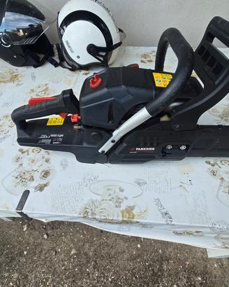 motosega a scoppio parkside