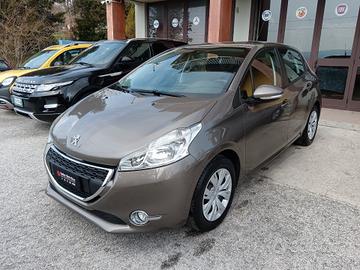 Peugeot 208 1.4 HDi 68CV 5P NEOPATENTATI