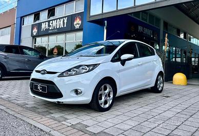 Ford Fiesta 1.4 automatica neopatentati