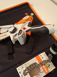 GTA 26 motosega da potatura con STIHL con 2 batter