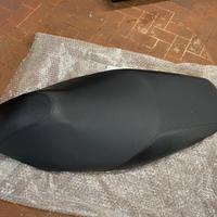 SELLA KYMCO AGILITY R16 50/125/150 NUOVA ORIGINALE