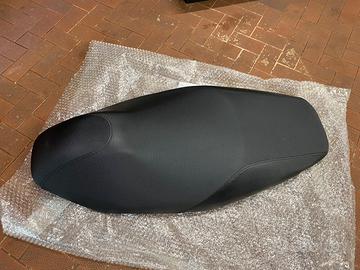 SELLA KYMCO AGILITY R16 50/125/150 NUOVA ORIGINALE