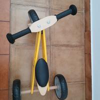 bicicletta senza pedali