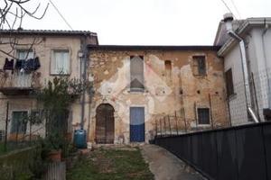 CASA DI CORTE A MONTE SAN GIOVANNI CAMPANO